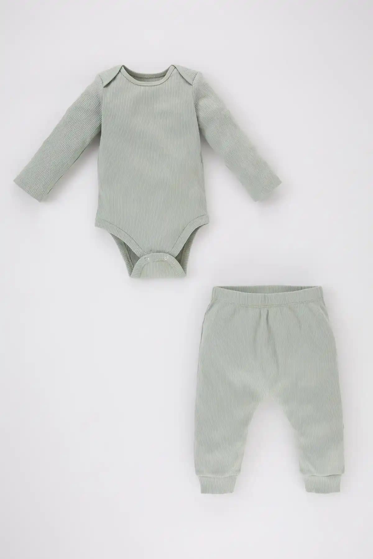 Defacto Kız Bebek Fitilli Kaşkorse Uzun Kollu Çıtçıtlı Body 2'li Takım İnceleme ve Özellikleri