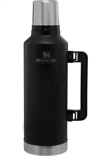 Stanley Termos Karşılaştırması: 2.3 LT ve 1.06 LT Modellerinin Özellikleri ve Kullanıcı Yorumları