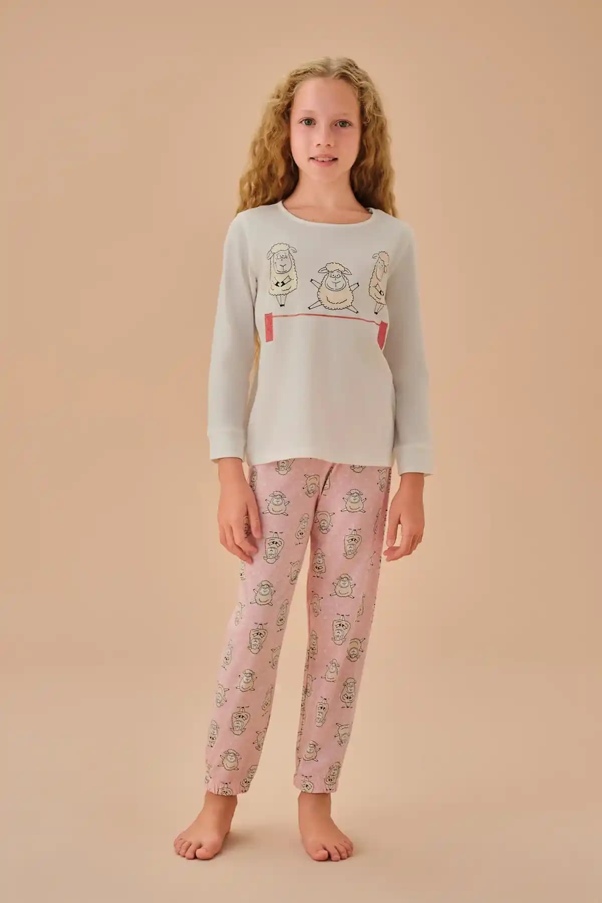 Çocuk Pijama Takımlarında Konfor ve Şıklık: Malzeme, Tasarım ve Trendler