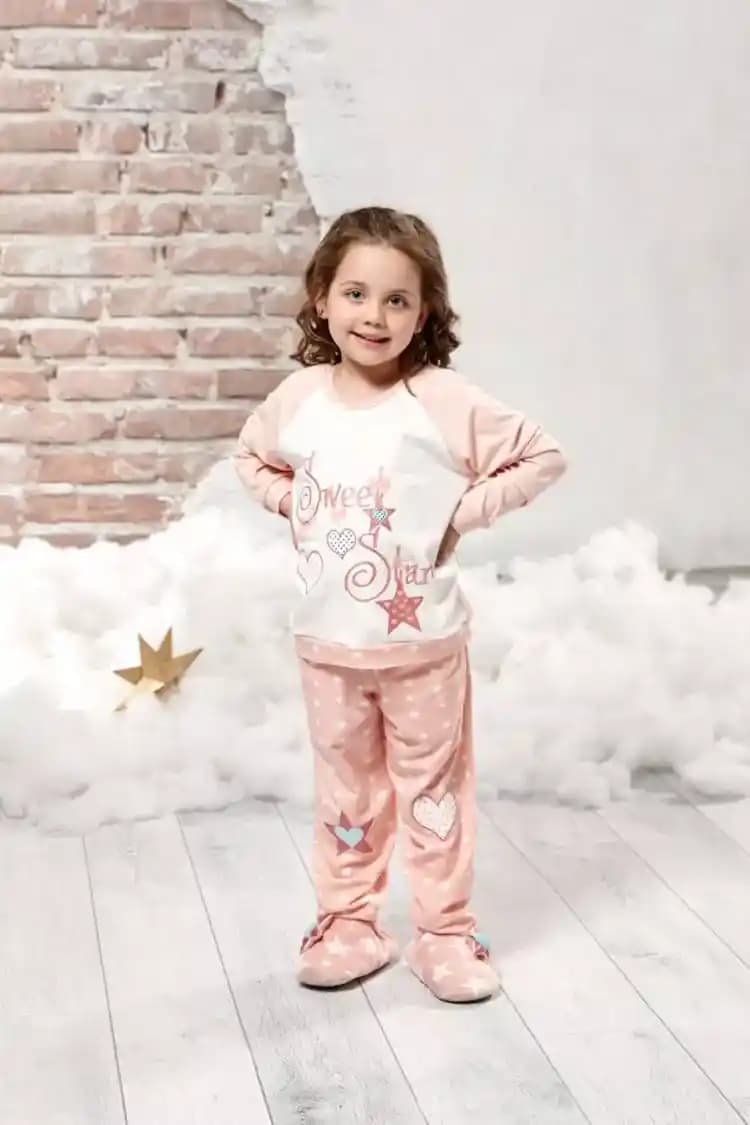 Çocuklar İçin Rahat ve Şık Pijama Seçenekleri: Malzeme ve Tasarım Önerileri