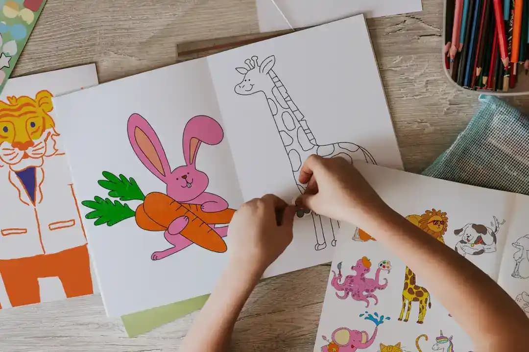 Çocukların Yaratıcılığını Artıran Boyama Kağıtları ve Kullanım Önerileri