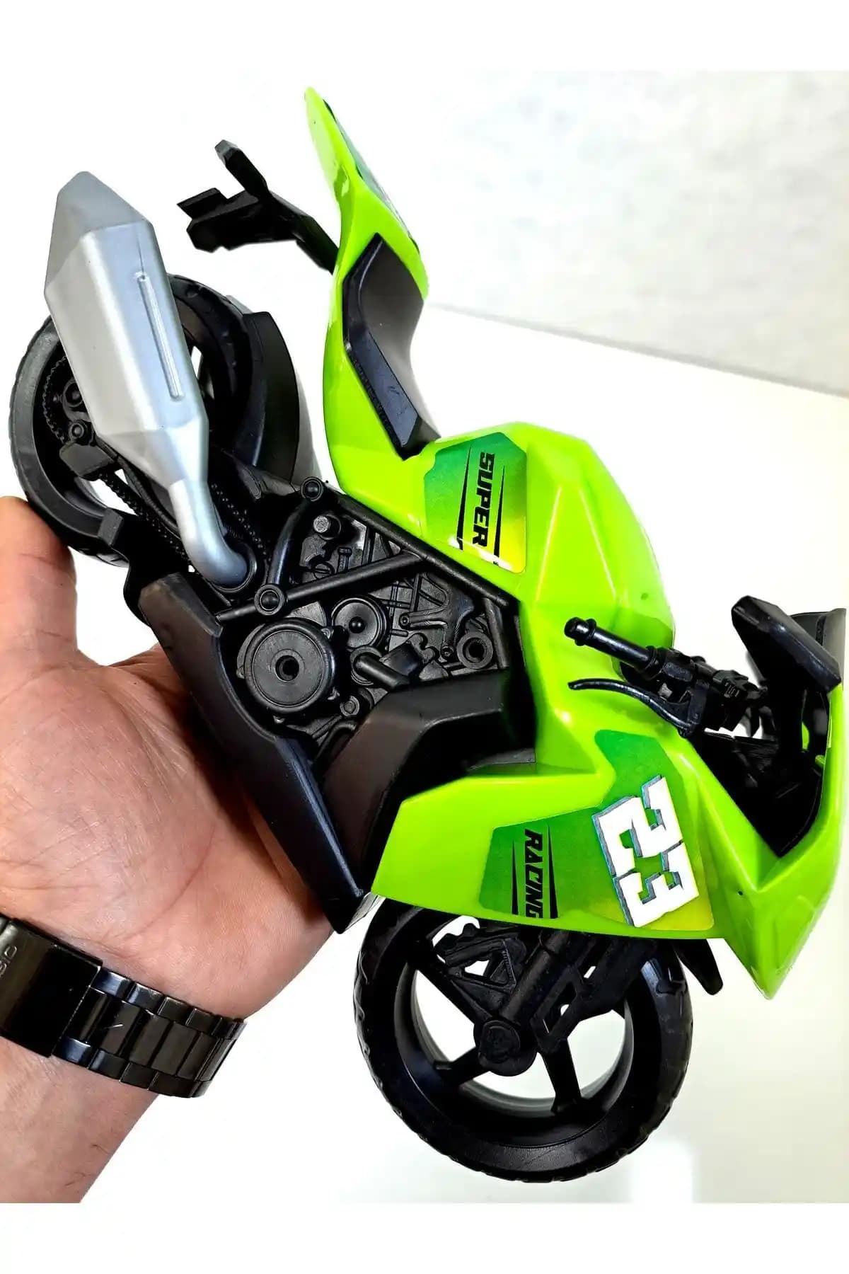 ALYTOYS Motor Motosiklet Çocuklar İçin Güvenli ve Detaylı Oyuncak Ürün Özellikleri