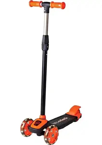 Çocuklar İçin Güvenli ve Eğlenceli Işıklı Tekerlekli Scooter Modeli
