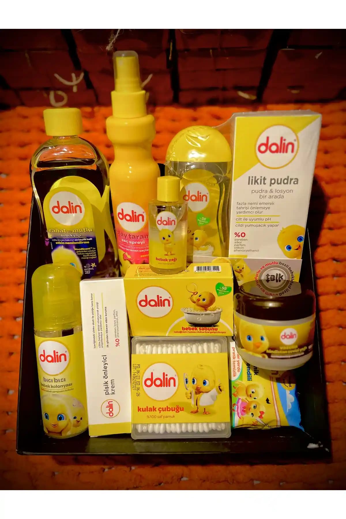 Dalin Yenidoğan Bebek Banyo Bakım Seti: Güvenilir ve Pratik Bebek Bakım Çözümü