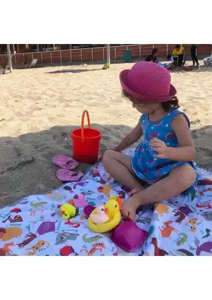 Yorni Zoo Çok Amaçlı Su Geçirmez Örtü Çocuklar ve Aileler İçin Pratik Kullanım